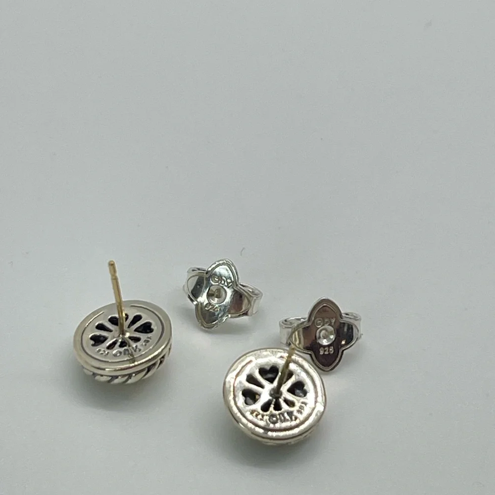 David Yurman Cookie Cutter Earrings with Black Onyx & 14k Gold - Picture 9 of 14